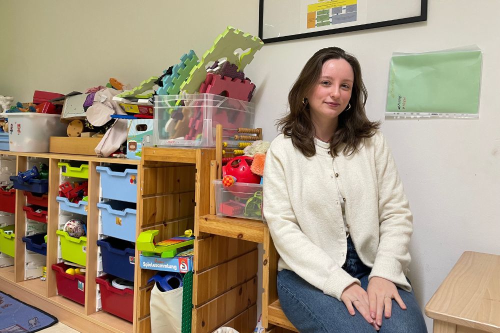 Ein Bild von Burcu S. bei ihrem Ehrenamt beim Deutschen Roten Kreuz